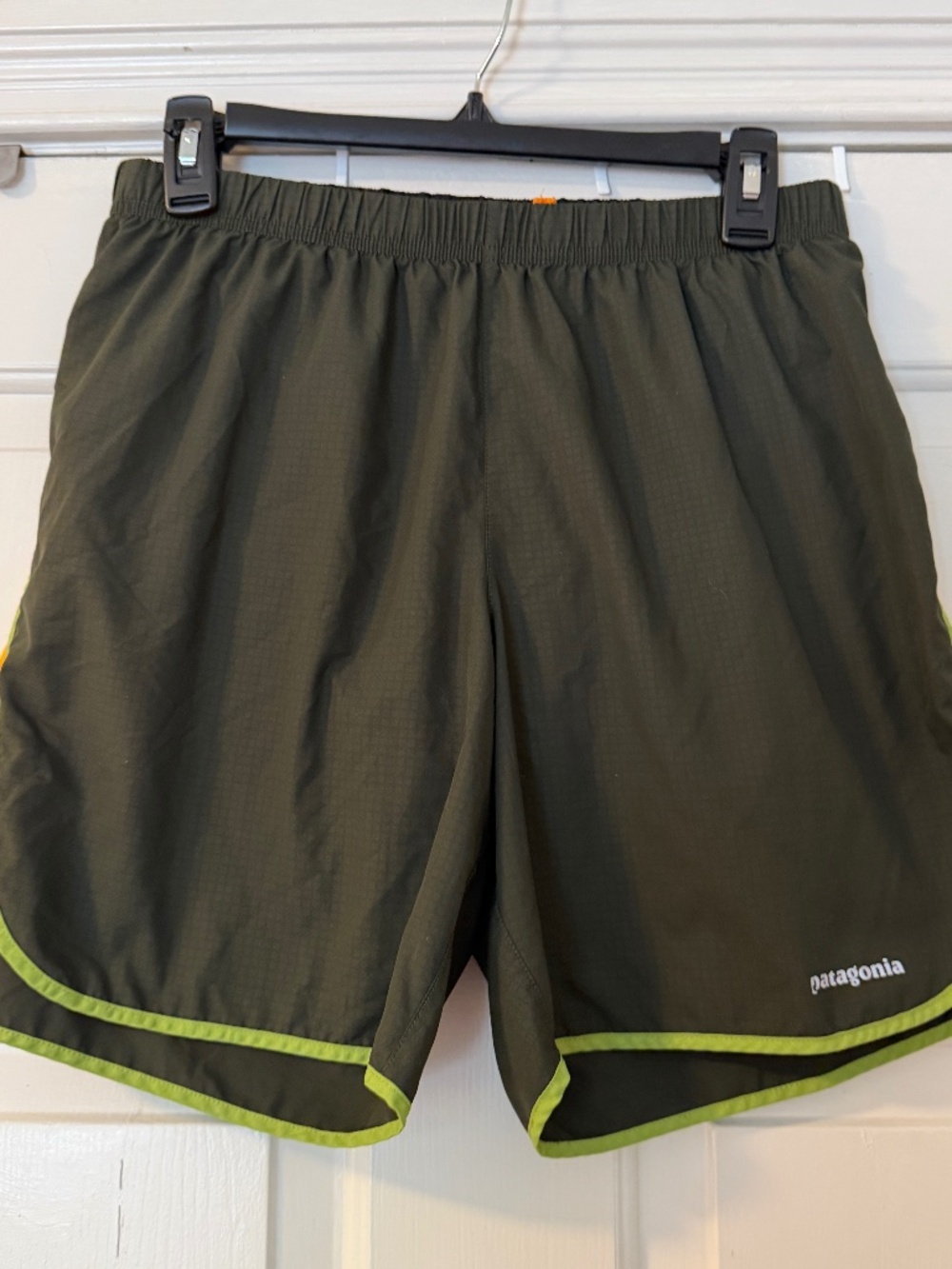 Patagonia Men's Strider Pro Running Shorts Medium Dark Green Lime Orange 7" Inch